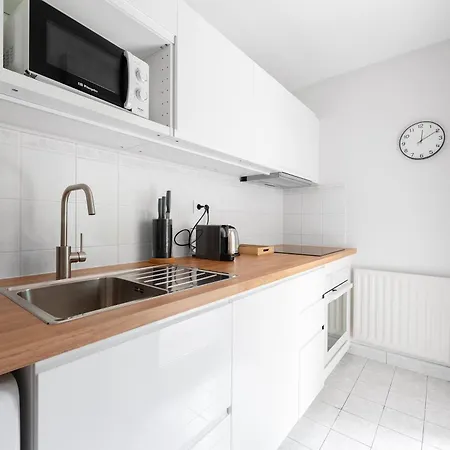 Apartment T2 Centre Avec Parking Gratuit Et Jardin *