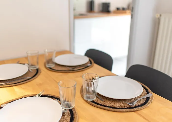 Апартаменты T2 Centre Avec Parking Gratuit Et Jardin Тулуза