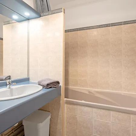 T2 Centre Avec Parking Gratuit Et Jardin Apartmán *