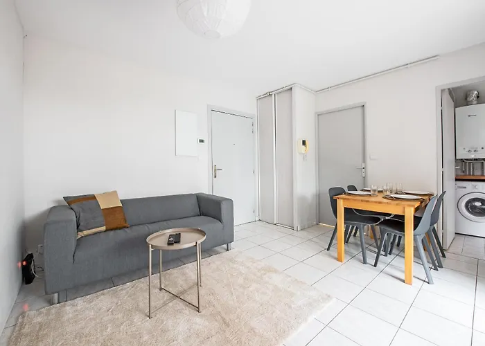 아파트 T2 Centre Avec Parking Gratuit Et Jardin 툴루즈